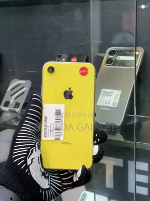 Apple iPhone XR 64 GB Yellow