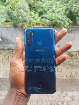 Infinix S5 ( X652) 128 GB Blue