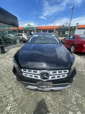 Mercedes-Benz GLA 250 2018 Black