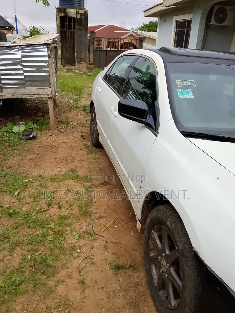 Honda Accord 2005 White