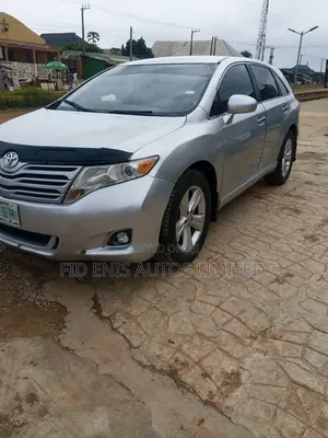 Toyota Venza 2010 Silver