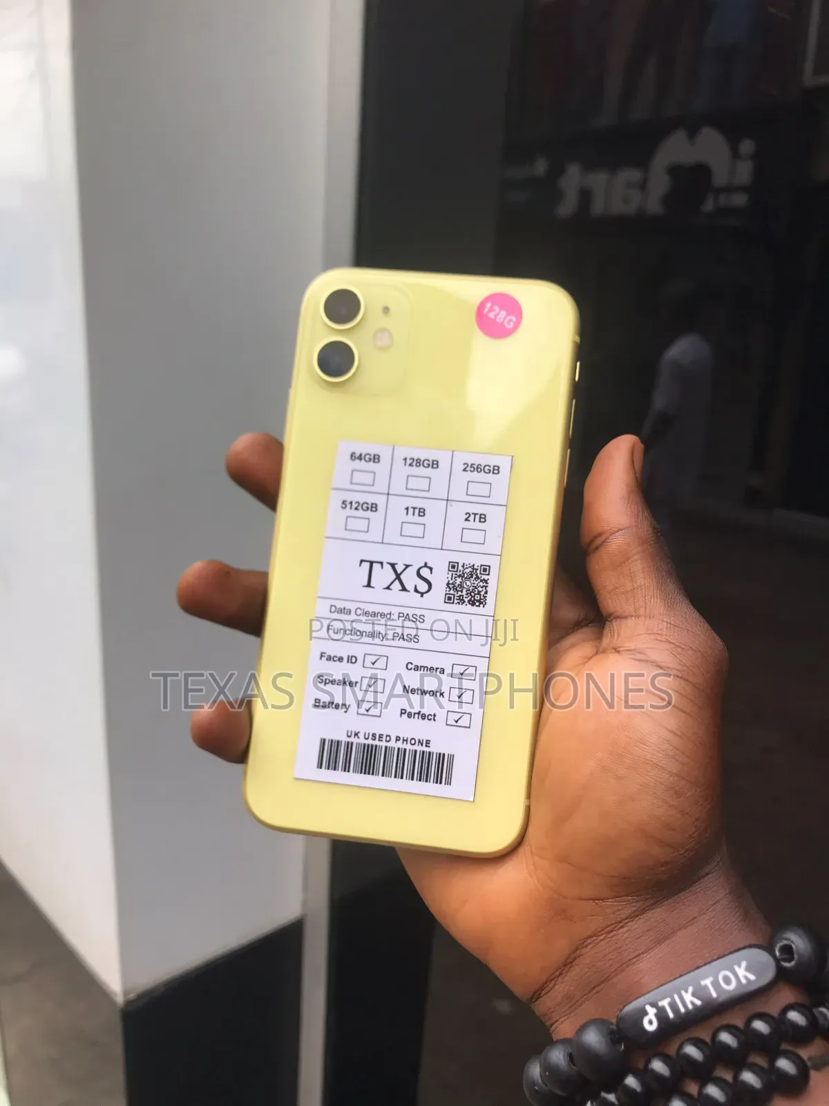 Apple iPhone 11 128 GB Yellow