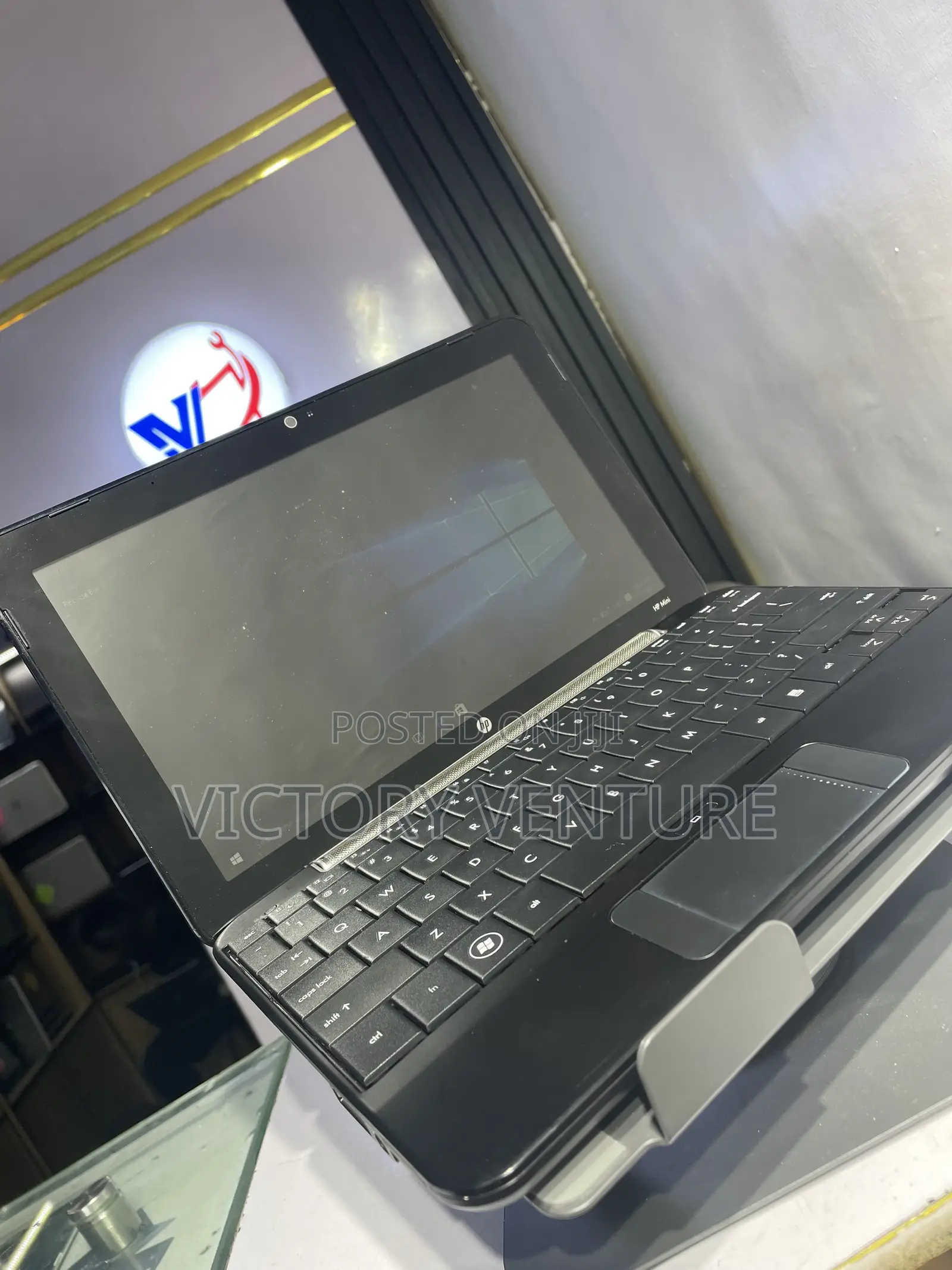 Laptop HP 1GB Intel Atom SSD 16 GB