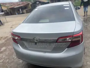 Toyota Camry 2013 Silver