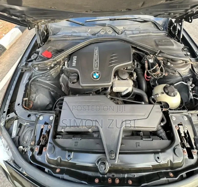 BMW 320i 2013 Black
