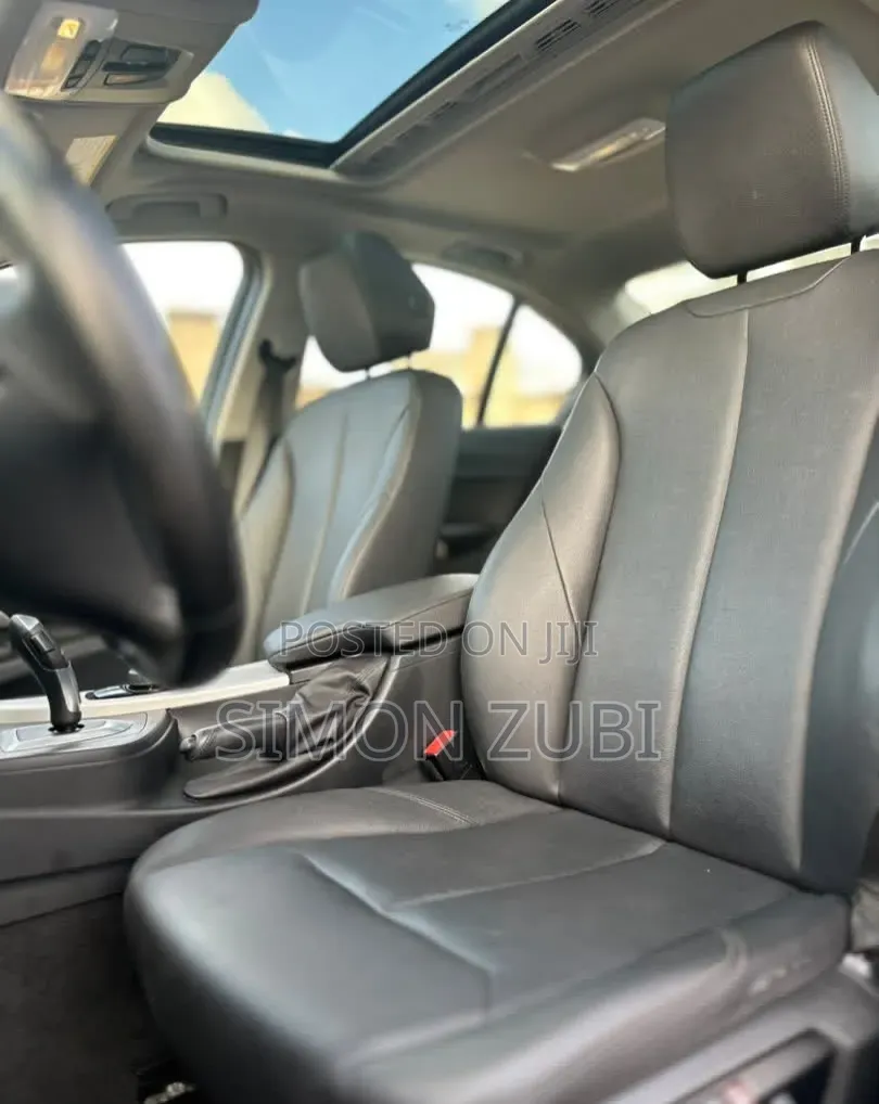 BMW 320i 2013 Black