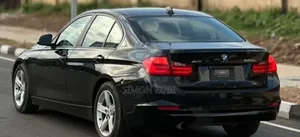 BMW 320i 2013 Black