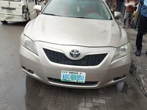 Toyota Camry 2007 Gold