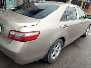 Toyota Camry 2007 Gold