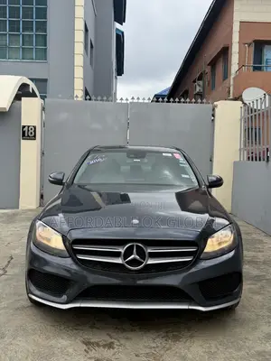 Mercedes-Benz C300 2016 Gray