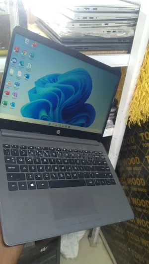 Laptop HP 250 G7 8GB Intel Core i5 SSD 256GB