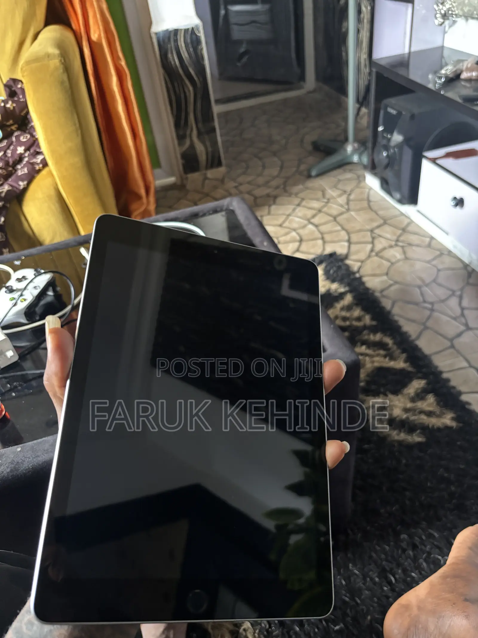 Apple iPad 5 (2022) 32 GB Silver