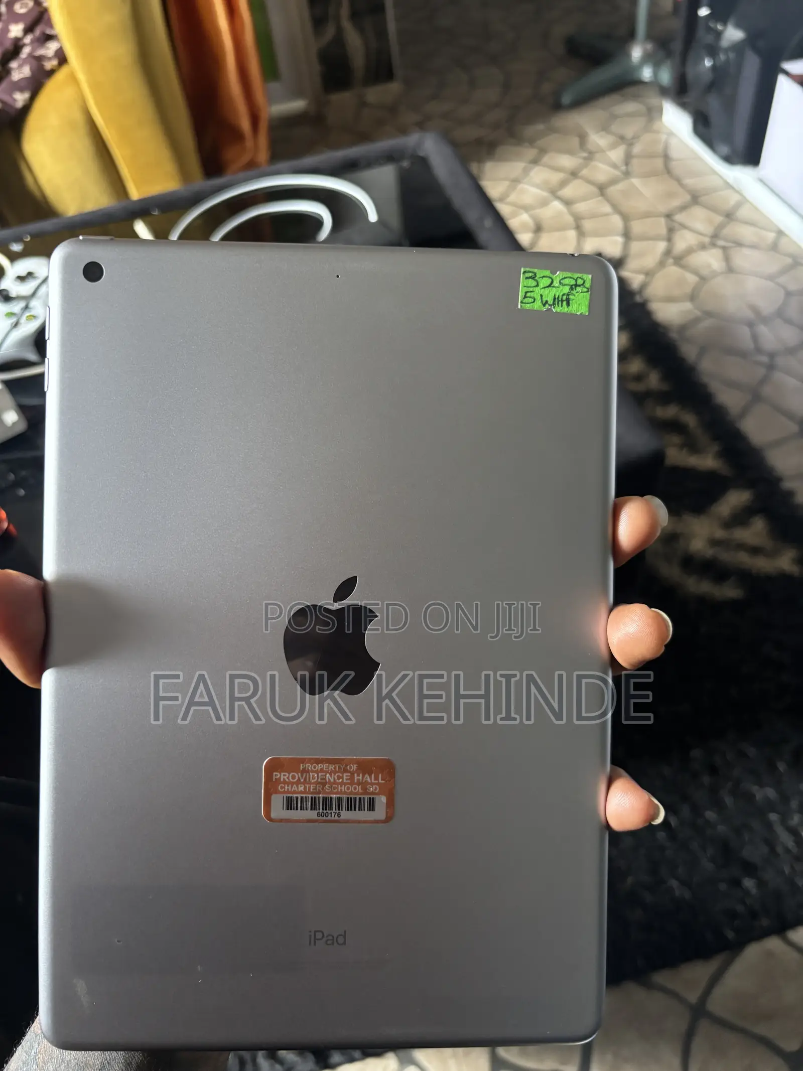 Apple iPad 5 (2022) 32 GB Silver