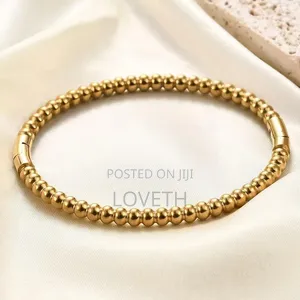 Fashion Bangle