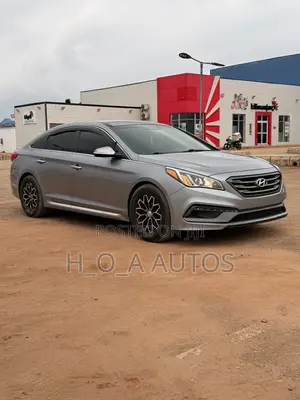 Hyundai Sonata Sport 4dr Sedan (2.4L 4cyl 6A) 2015 Silver