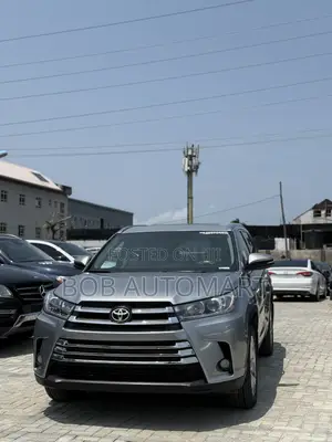 Toyota Highlander 2015 Silver