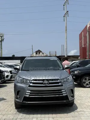 Toyota Highlander 2015 Silver