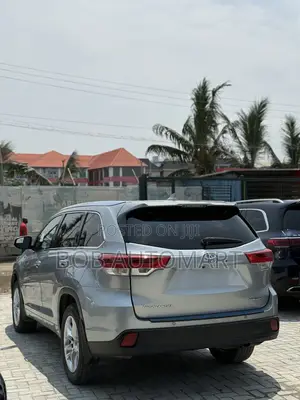 Toyota Highlander 2015 Silver