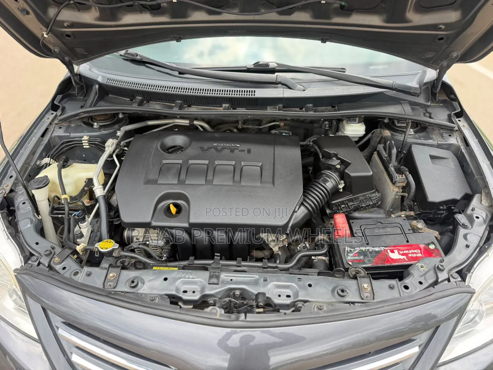 Toyota Corolla 2012 Gray