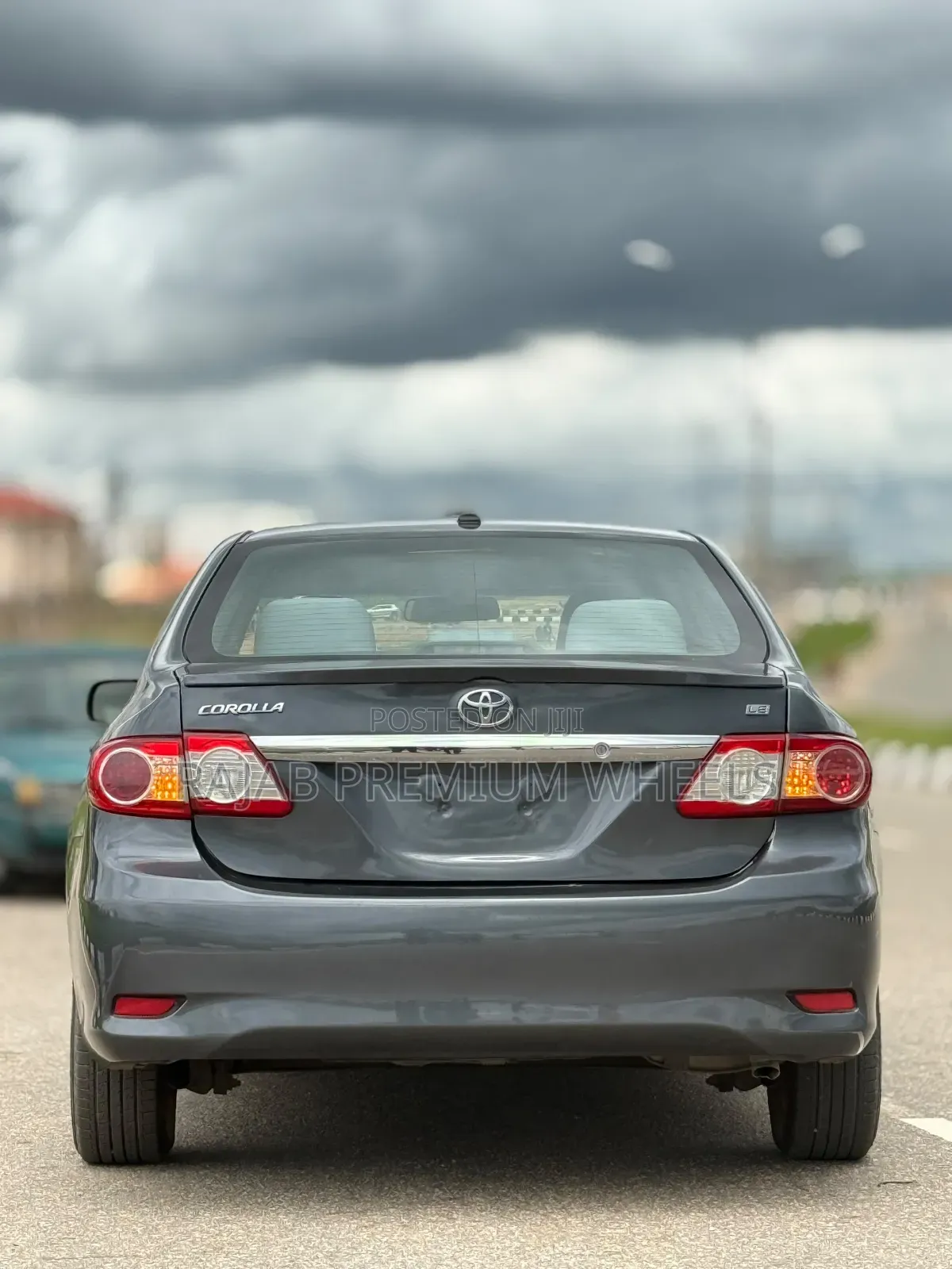 Toyota Corolla 2012 Gray