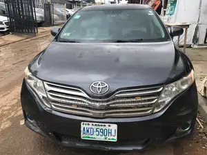 Toyota Venza AWD 2011 Gray