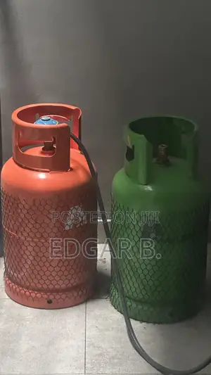 2x Cylinders + Regulator