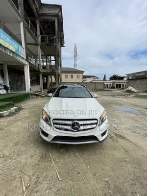Mercedes-Benz GLA 250 2016 White