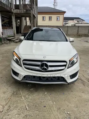 Mercedes-Benz GLA 250 2016 White