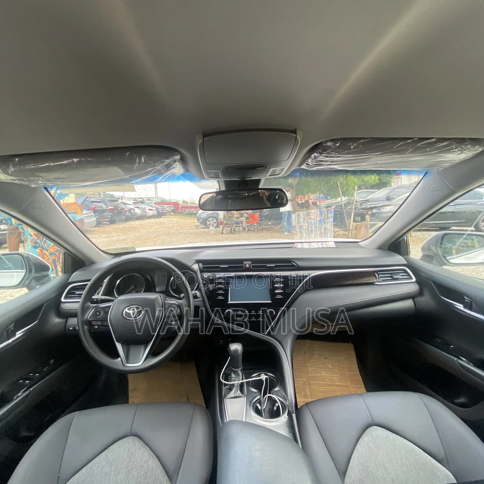 Toyota Camry 2018 White