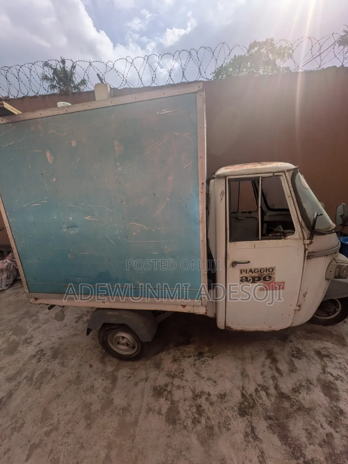 Piaggio 2010 White