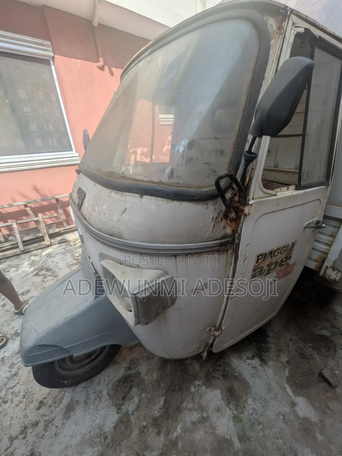 Piaggio 2010 White