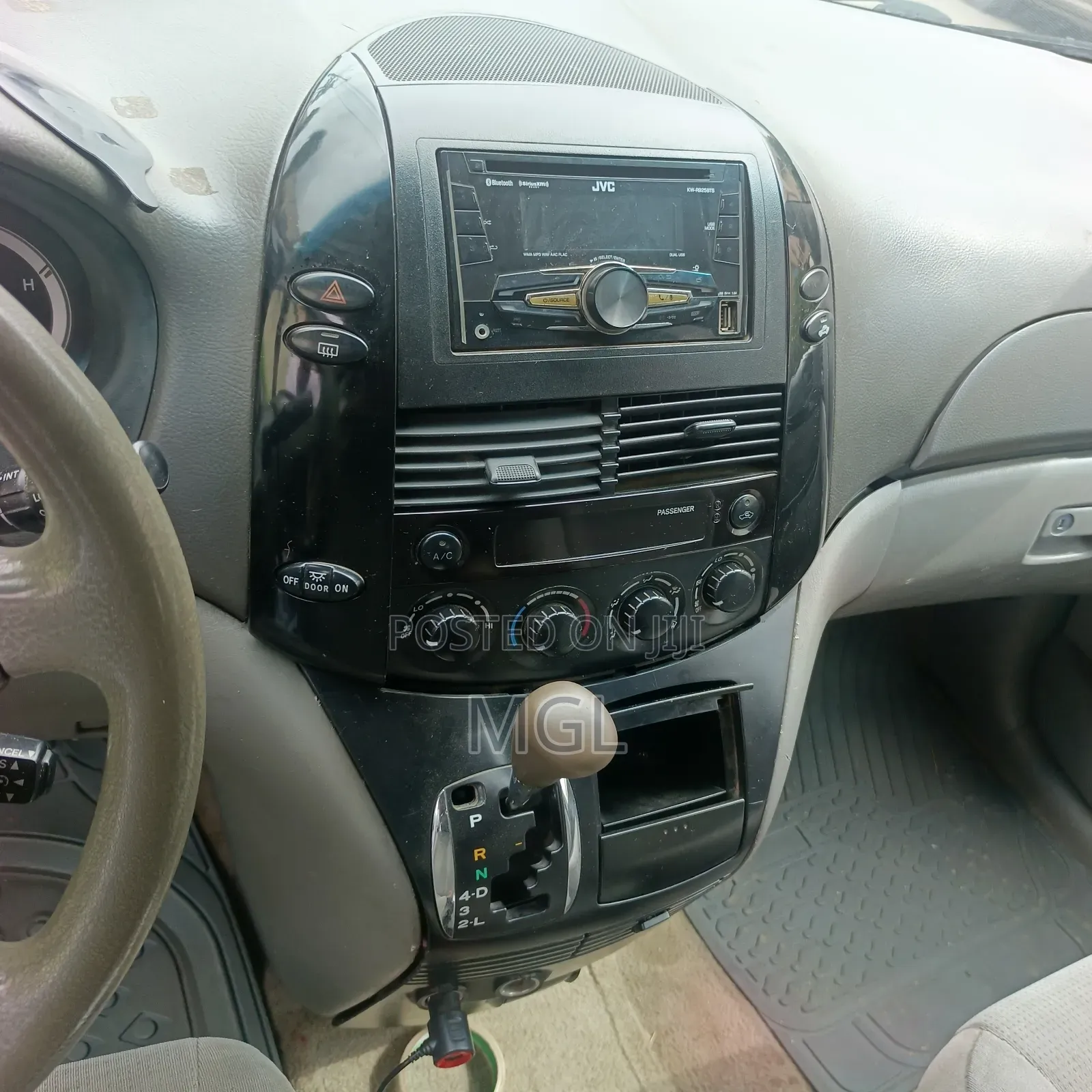 Toyota Sienna 2005 Blue