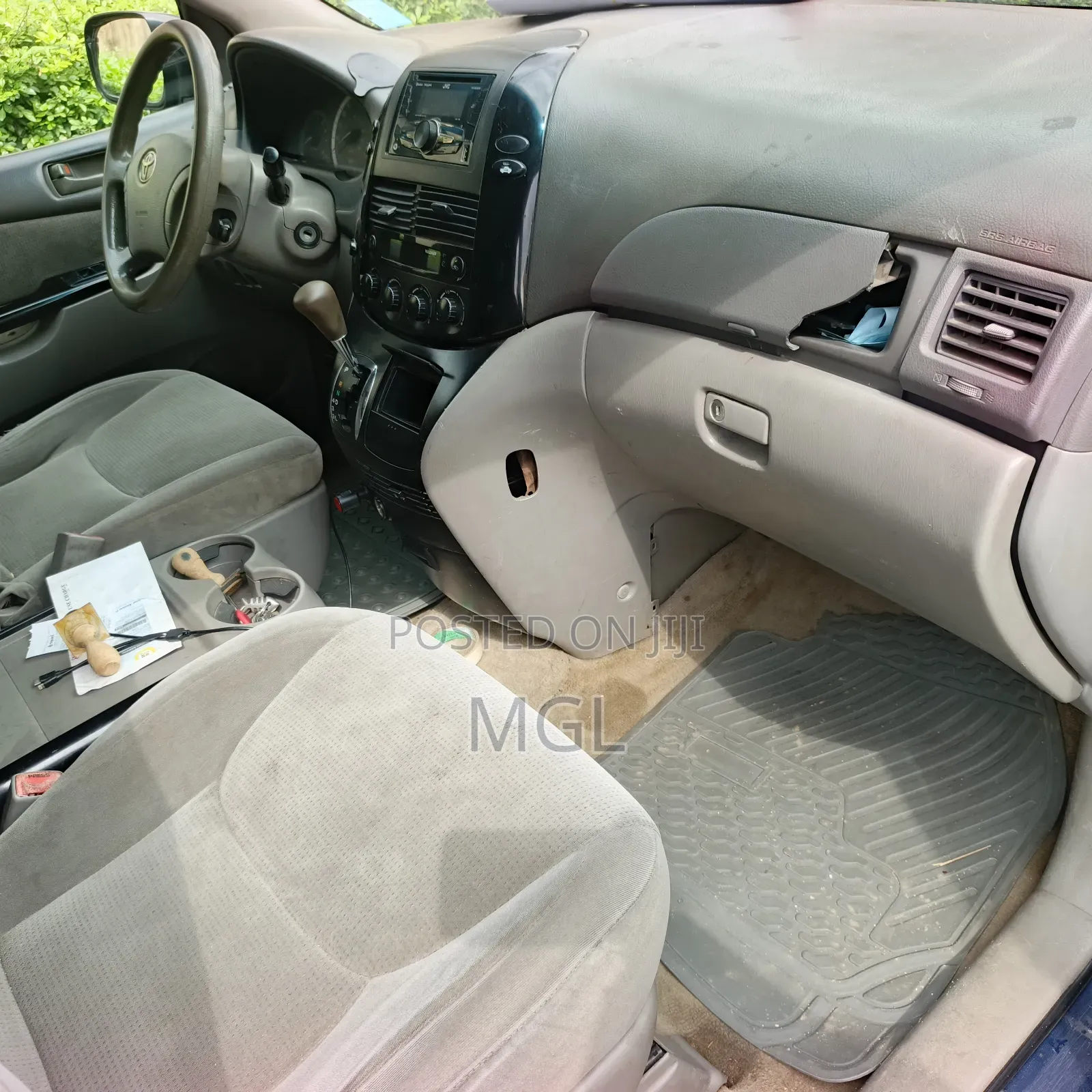 Toyota Sienna 2005 Blue