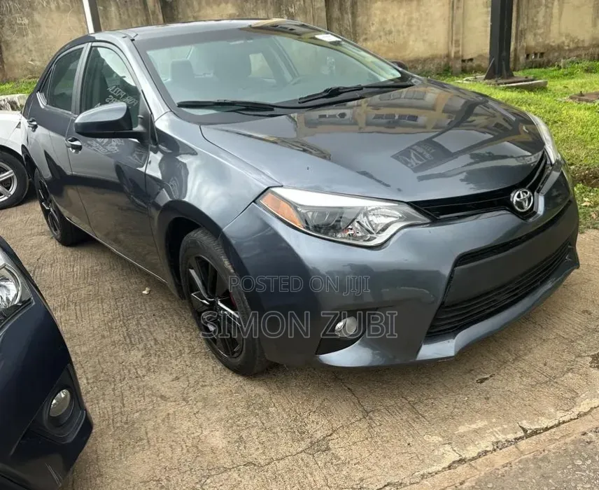 Toyota Corolla 2015 Gray