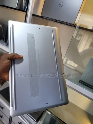 Laptop HP 17-3000 12GB Intel Core i5 SSD 256GB