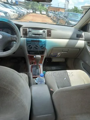 Toyota Corolla 2004 Silver