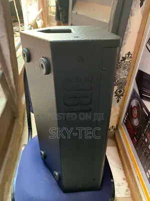 JBL 12inches One Pair of Srx712 Speaker Big Double Magnet 800watts