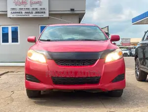 Toyota Matrix XRS Hatchback FWD (2.4L 4cyl 5A) 2009 Gray