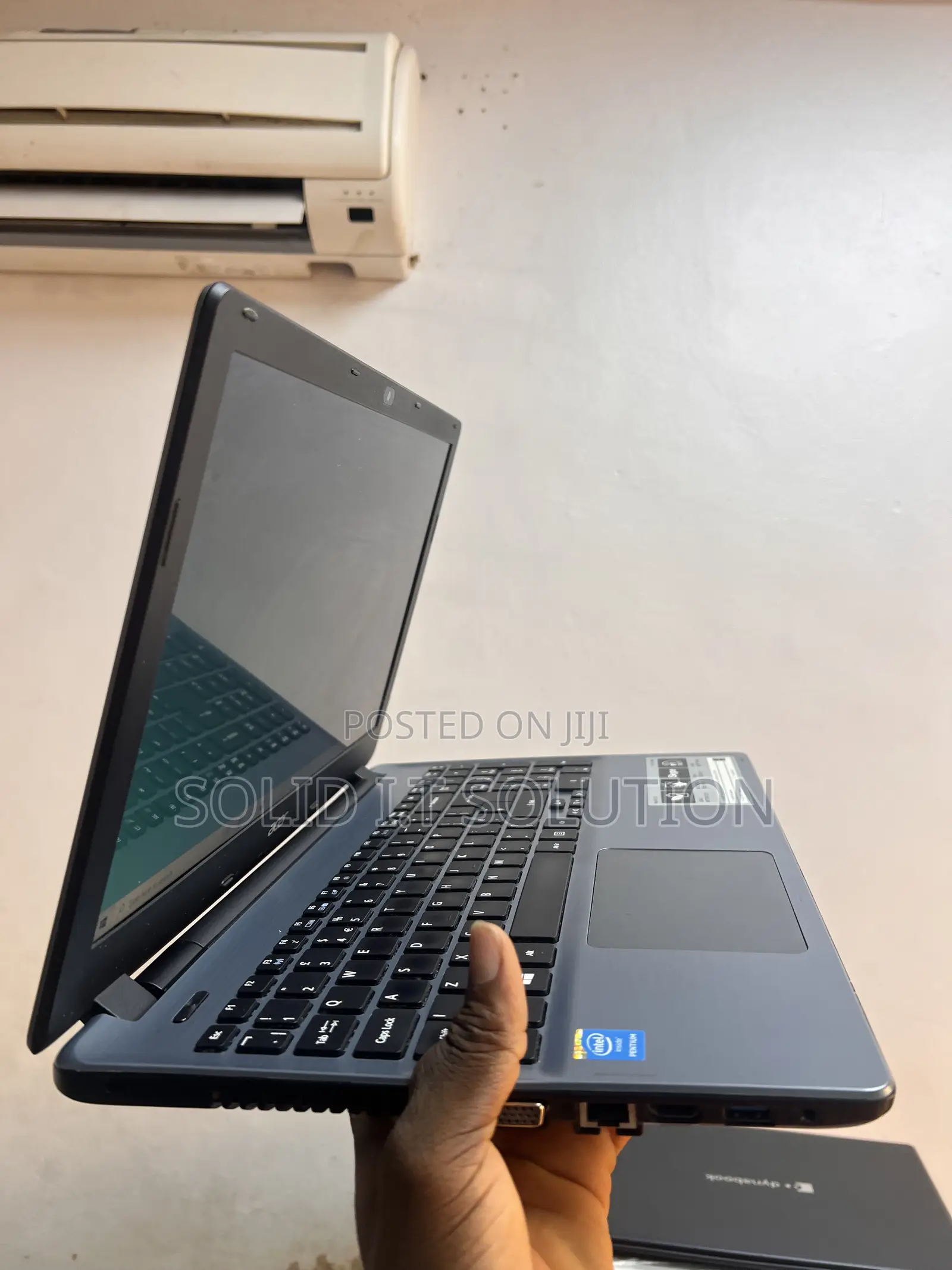 Laptop Acer Aspire E15 8GB Intel Pentium HDD 250GB