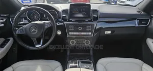 Mercedes-Benz GLE-Class 2017 Blue