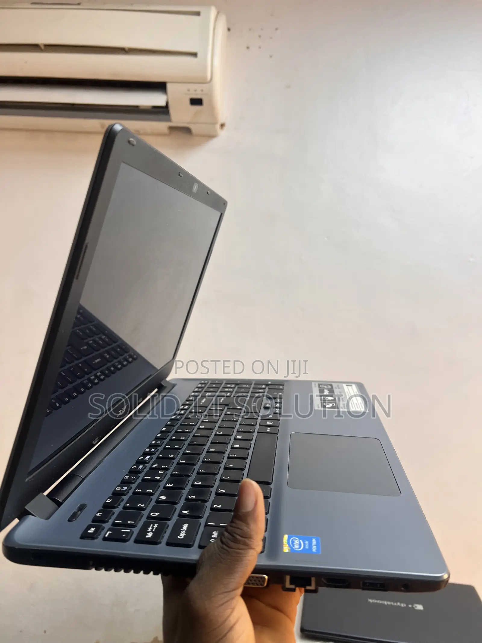 Laptop Acer Aspire E15 8GB Intel Pentium HDD 250GB