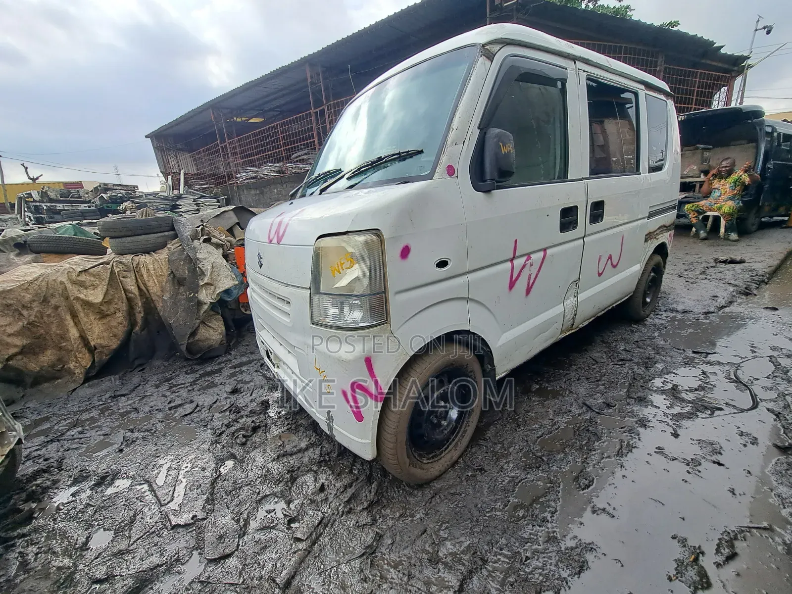 Suzuki Every 2012 White