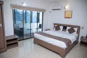 Island Hotel Sales