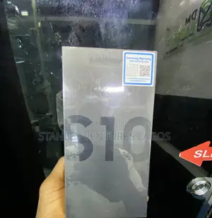 New Samsung Galaxy S10 128 GB Black