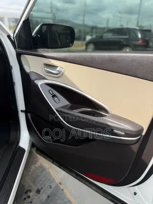 Hyundai Santa Fe 2016 White
