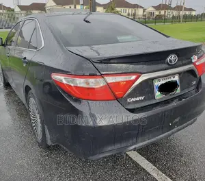 Toyota Camry SE 4dr Sedan (2.5L 4cyl 6A) 2016 Black