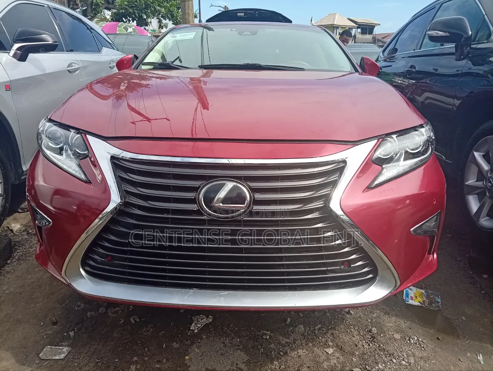 Lexus ES 2017 Red