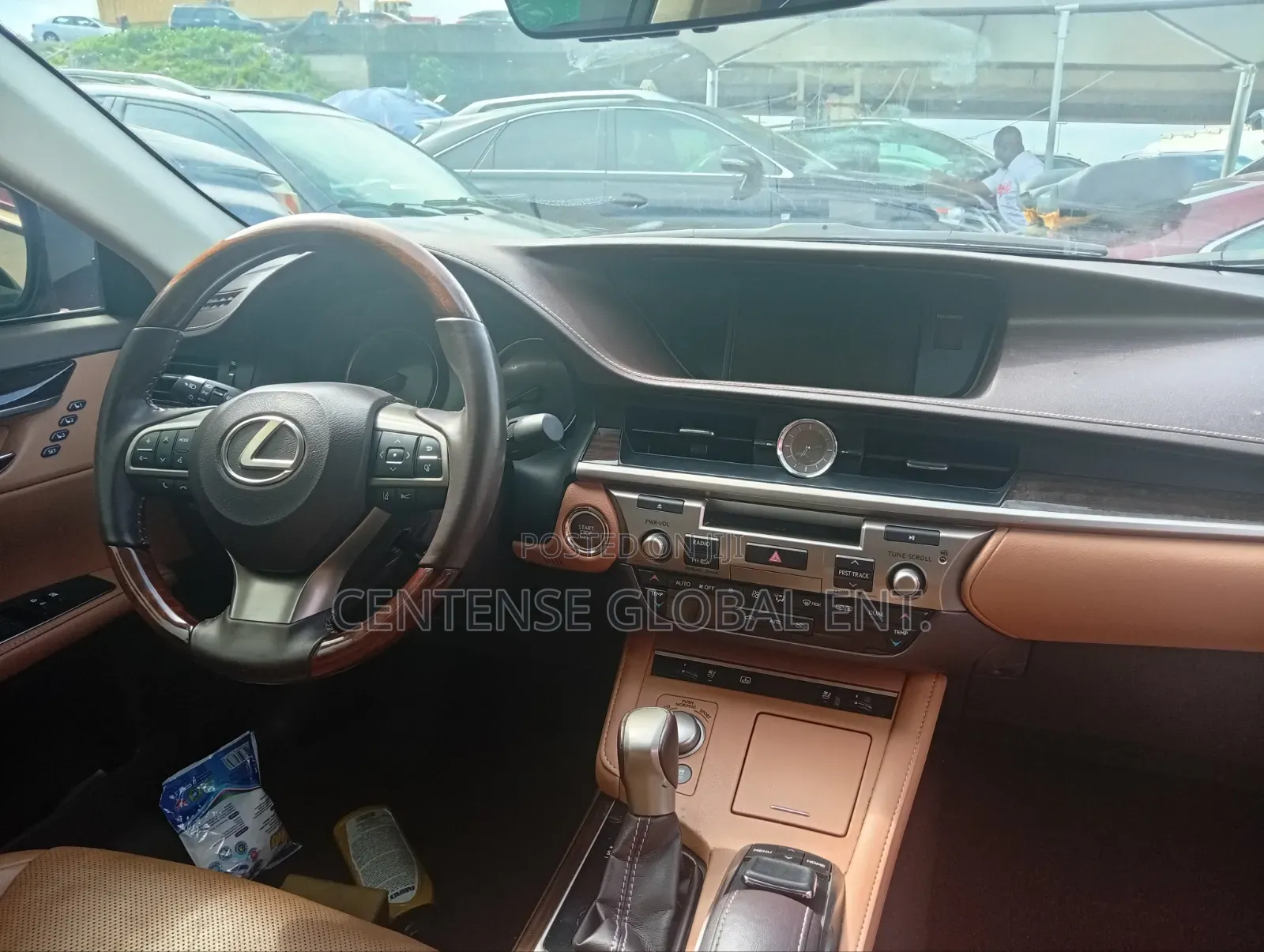Lexus ES 2017 Red