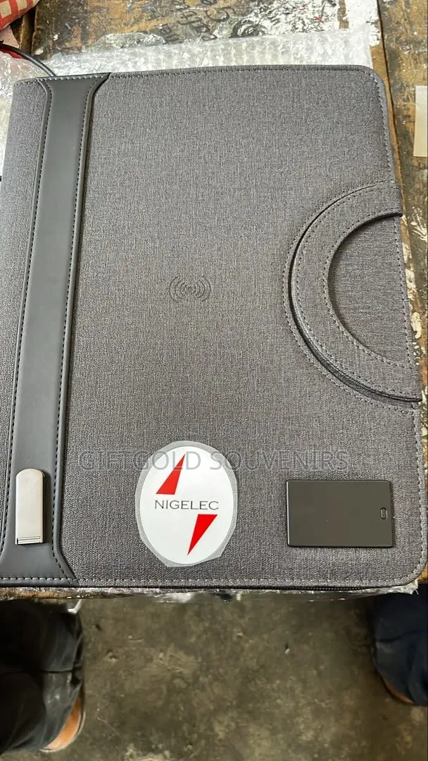 Multifunctional A4 USB Wireless Fast Charging Document Folder