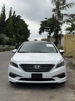 Hyundai Sonata Limited 4dr Sedan (2.4L 4cyl 6A) 2015 White